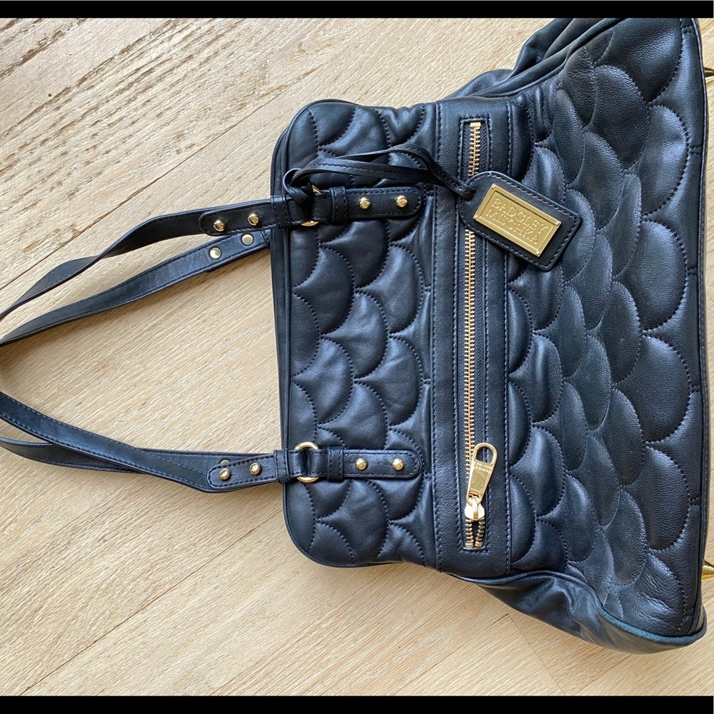 Badgley Mischka softest leather purse